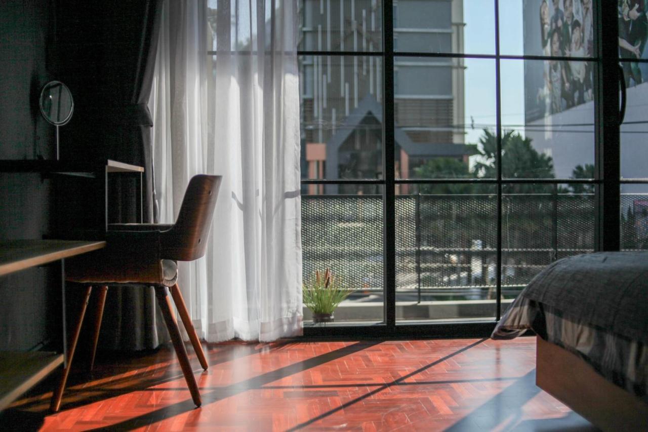 Signature Coffee & Bed Chiang Mai Exterior photo