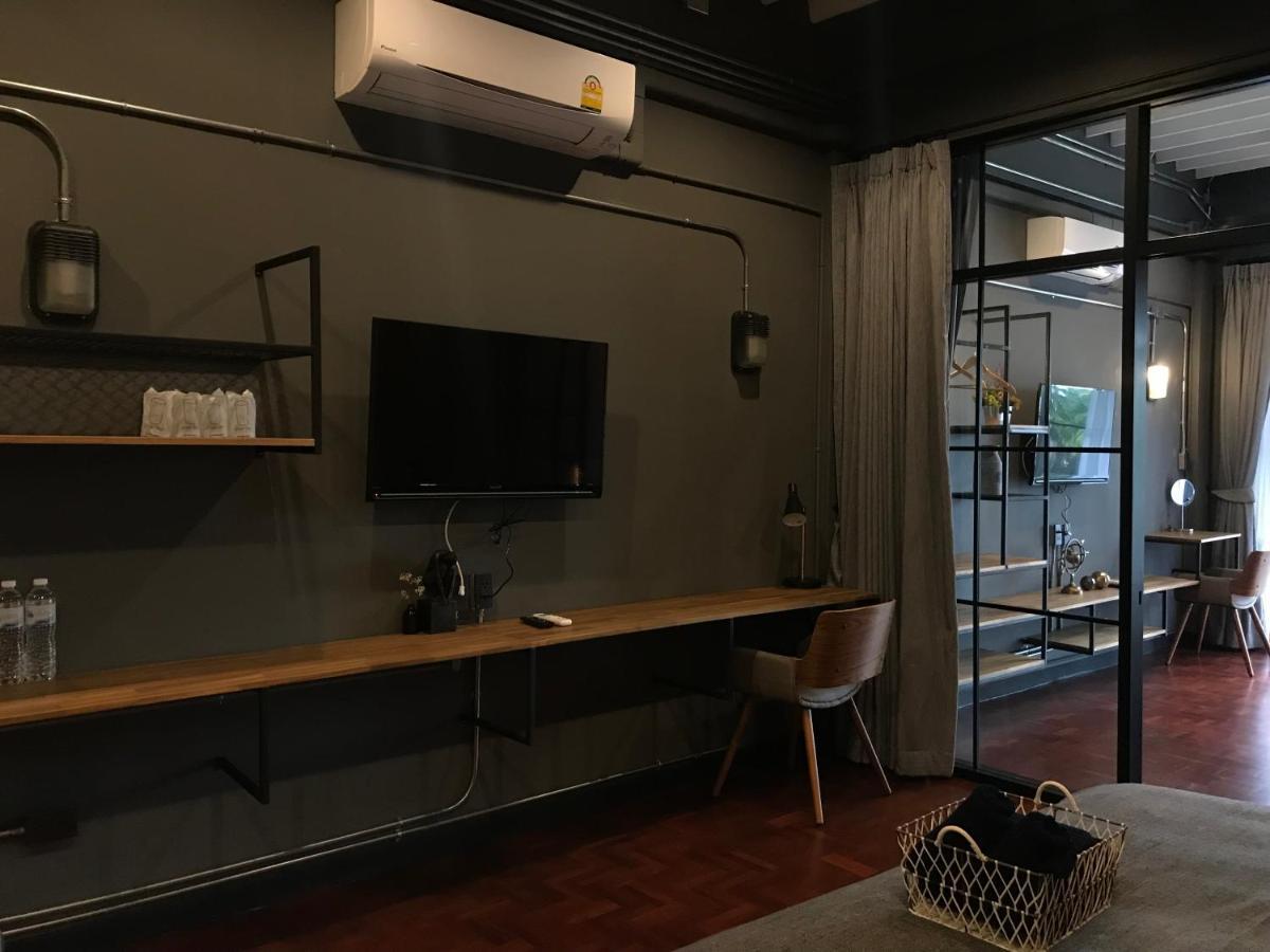 Signature Coffee & Bed Chiang Mai Exterior photo